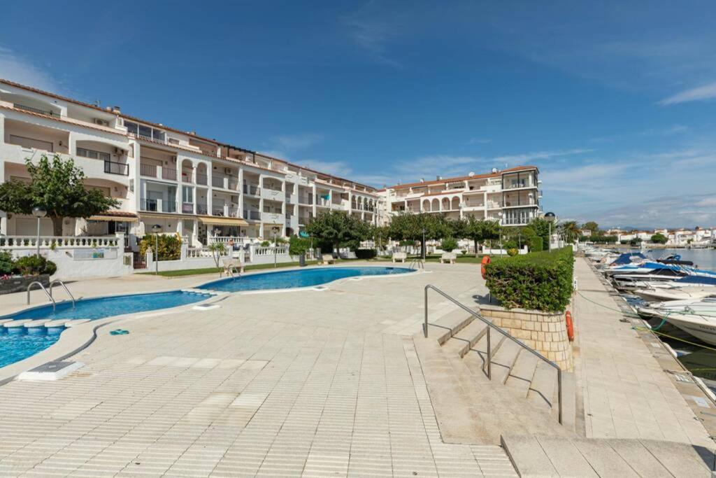 Flateli Empuriabrava Apartman Kültér fotó